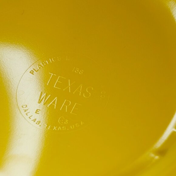 Dallas Texas Ware Yellow Melamine Tableware Bowls Salad Plate Set Vintage - Picture 9 of 11